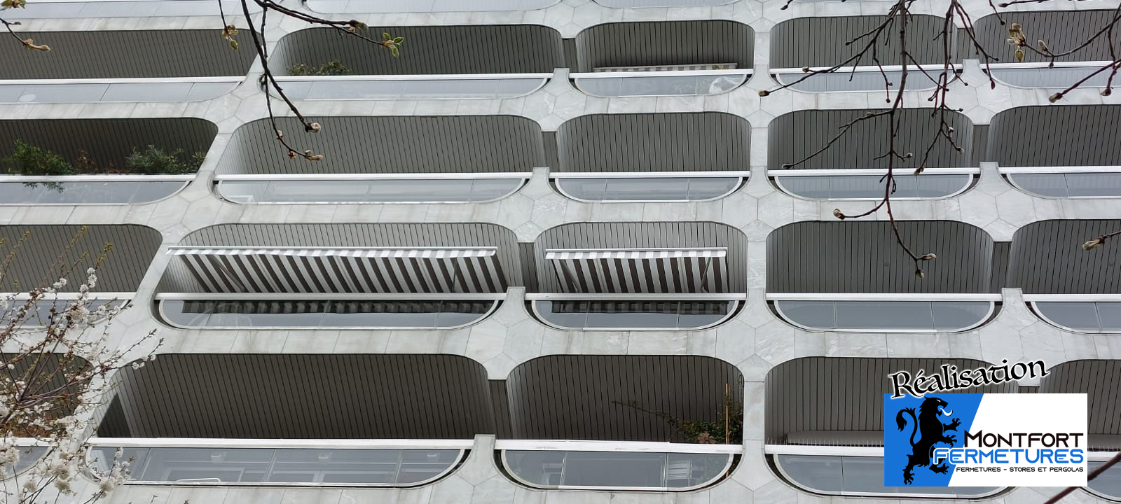 Installation de stores banne monoblocs de balcon à Paris (75016)  - Montfort-Fermetures