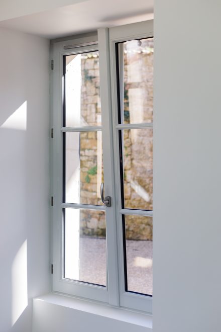 fenetre estibelle sur mesure en bois estibelle