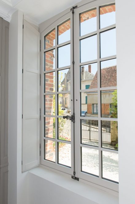fenetre tradilou en bois sur mesure