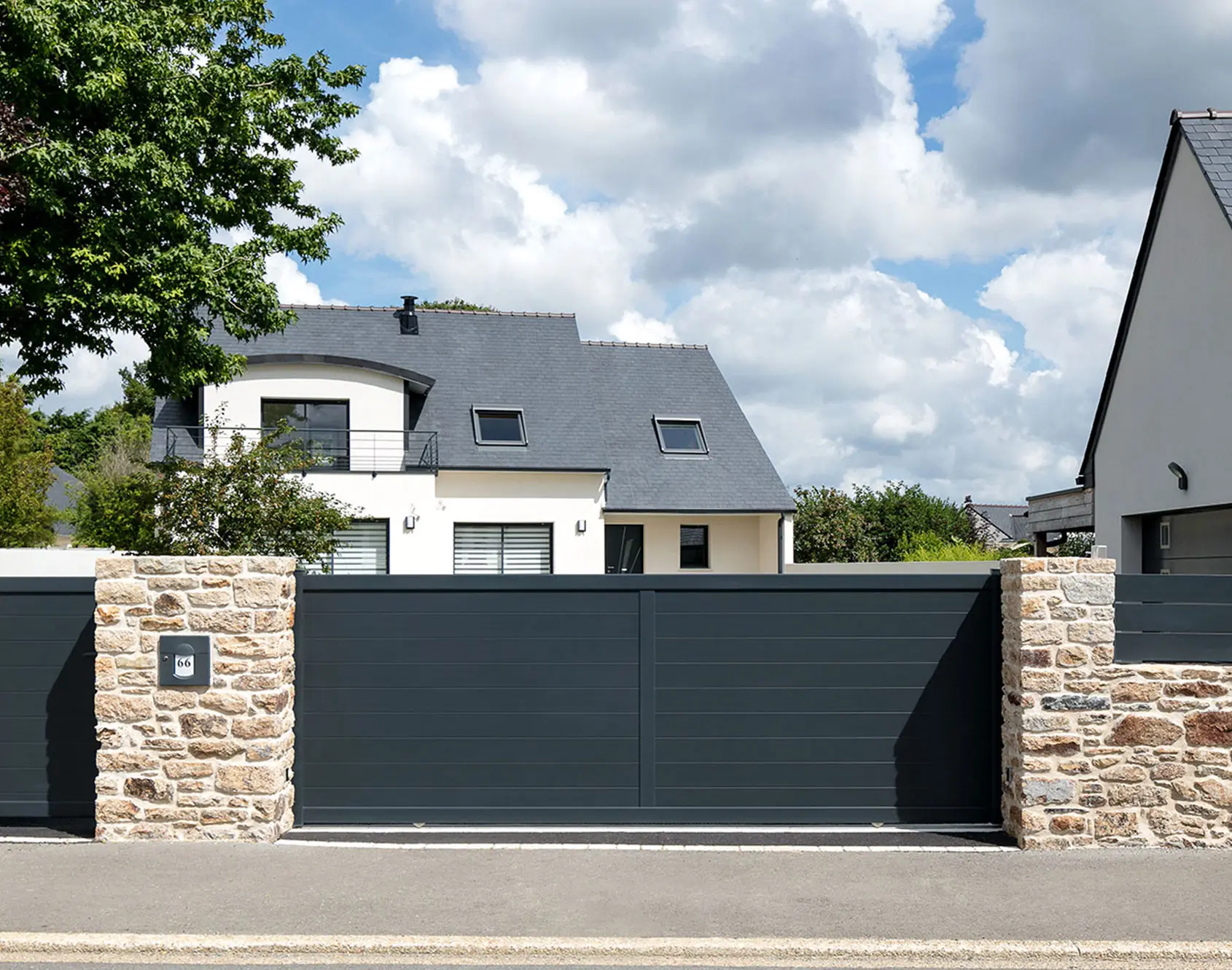 portail plein aluminium coulissant anae kostum