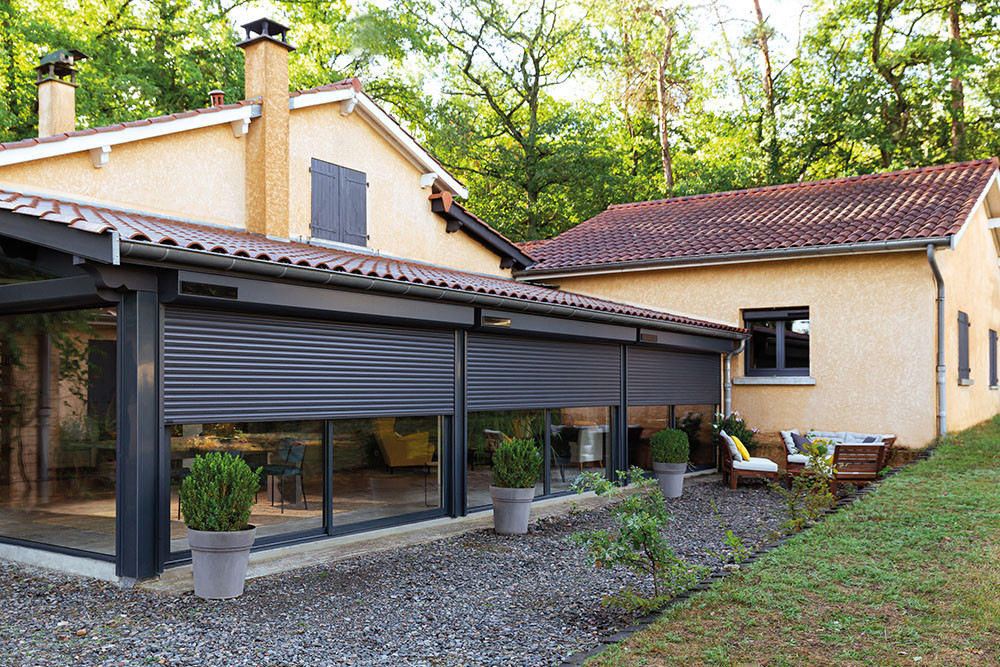 visuel ambiance volet roulant solaire exterieur 72dpi
